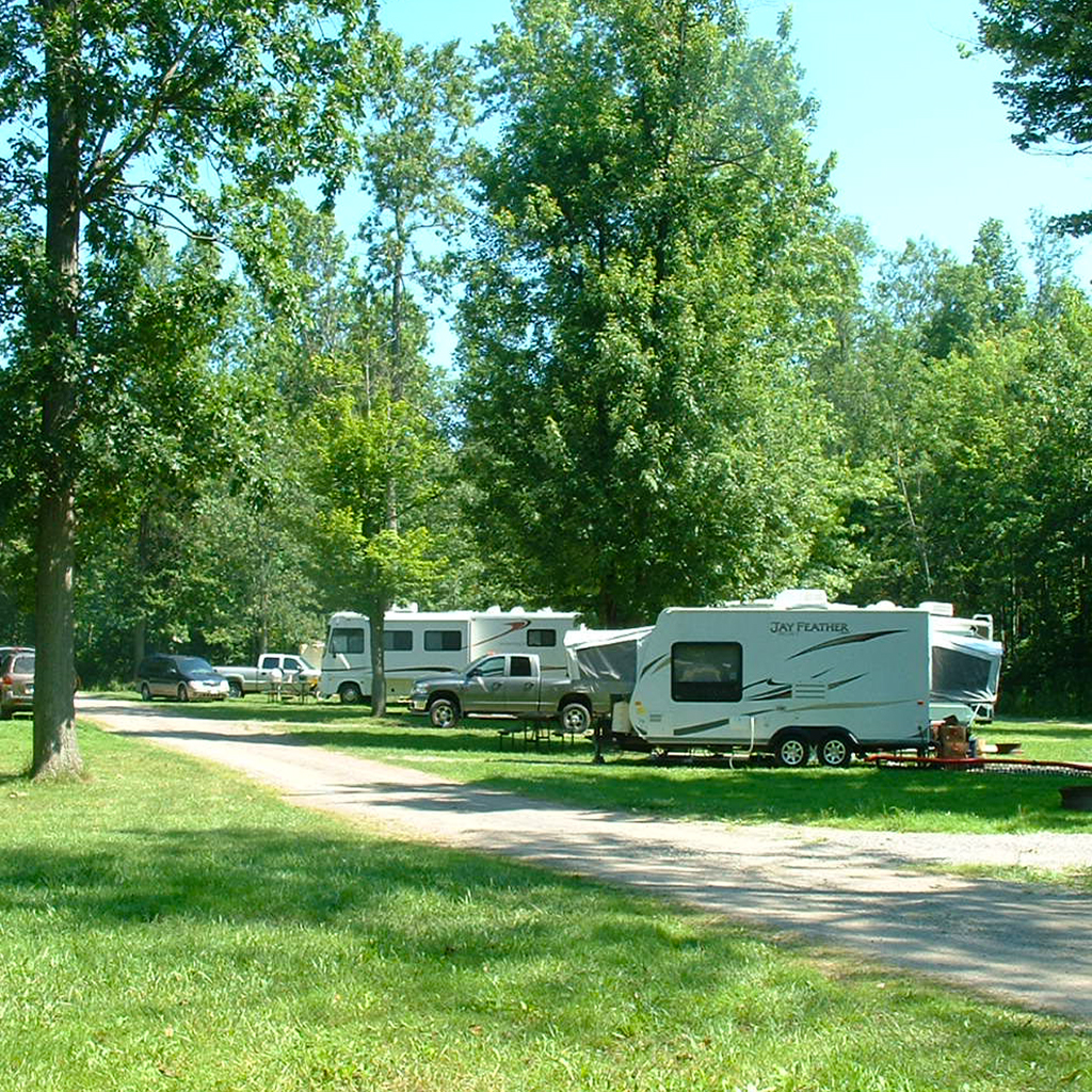 Harmony Resorts - Crystal Beach, Seasonal campground, Camping